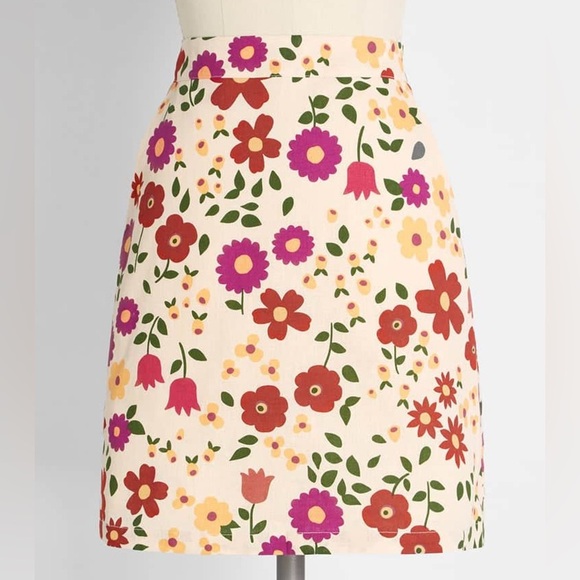 MODCLOTH x PRINCESS HIGHWAY NWOT Floral Mini Skirt‎ in Cream - Picture 1 of 12